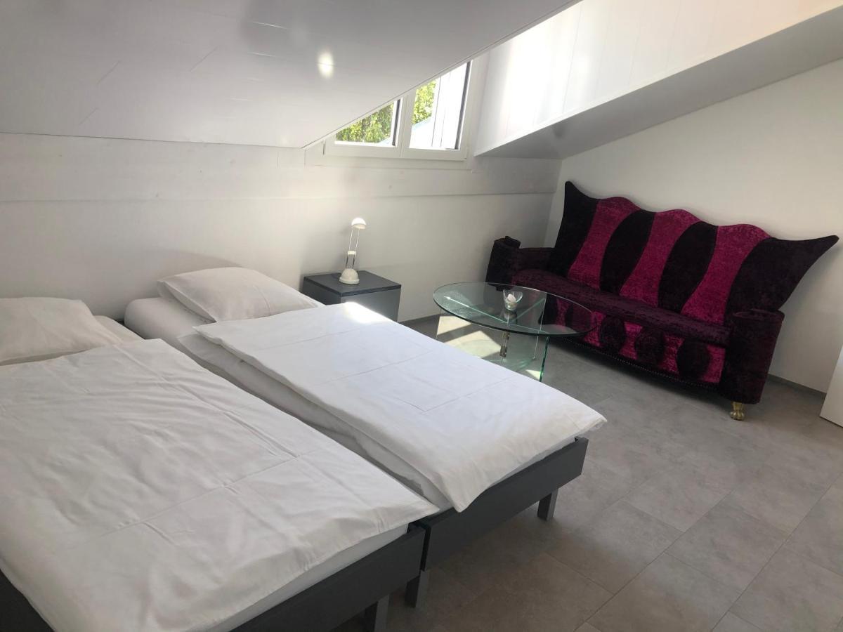 Hotel Hippel Krone Kerzers Екстериор снимка