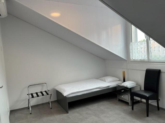 Hotel Hippel Krone Kerzers Екстериор снимка